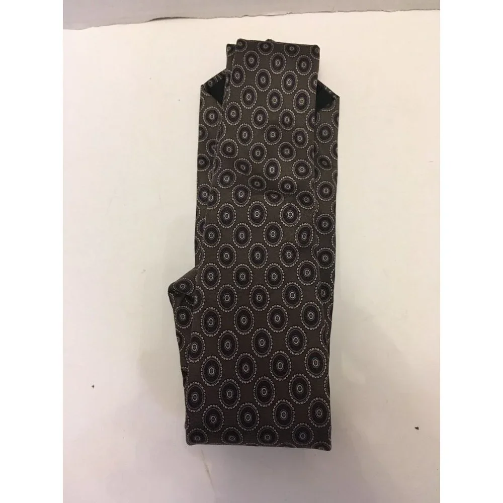 Oscar De La Renta Couture Grey Silk Casual Business Occasion Designer Tie